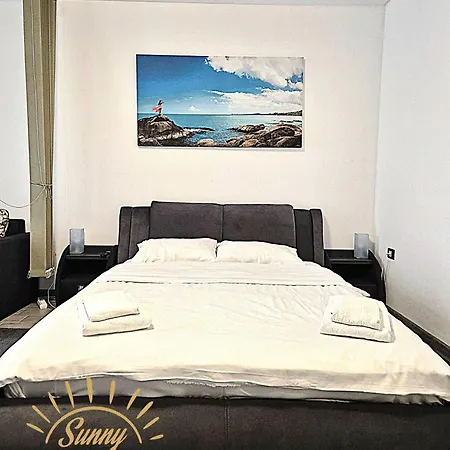 Apartment Sunny Mamaia By Alezzi