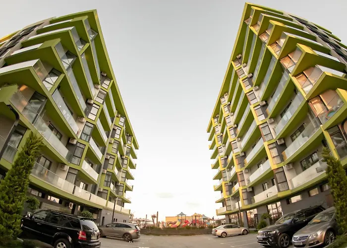 Alezzi Studio By Sunny Mamaia *