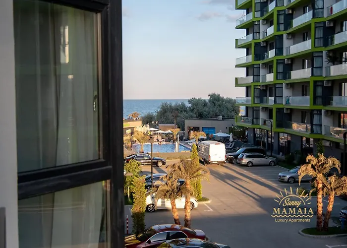 Alezzi Studio By Sunny Mamaia Apartmán